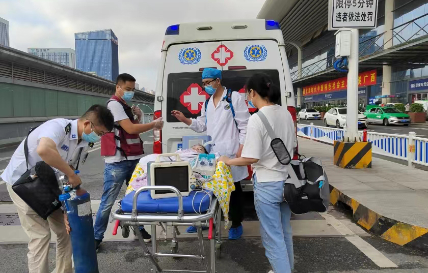 井陉县救护车出租公司